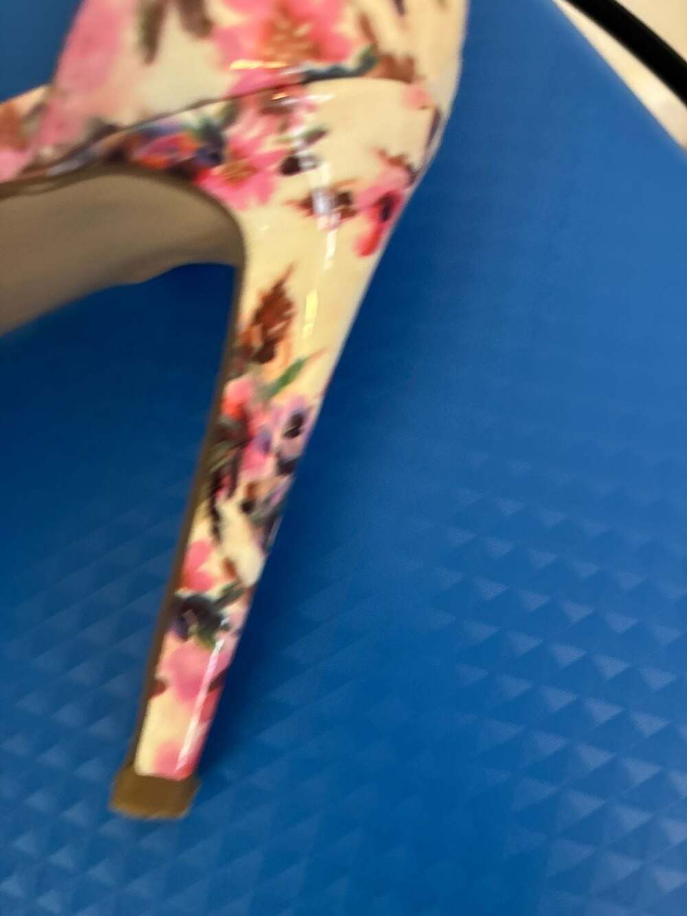 Xappeal Angelina Floral Ankle Strap Heeled Sandals Size 9.5 - Picture 7 of 11